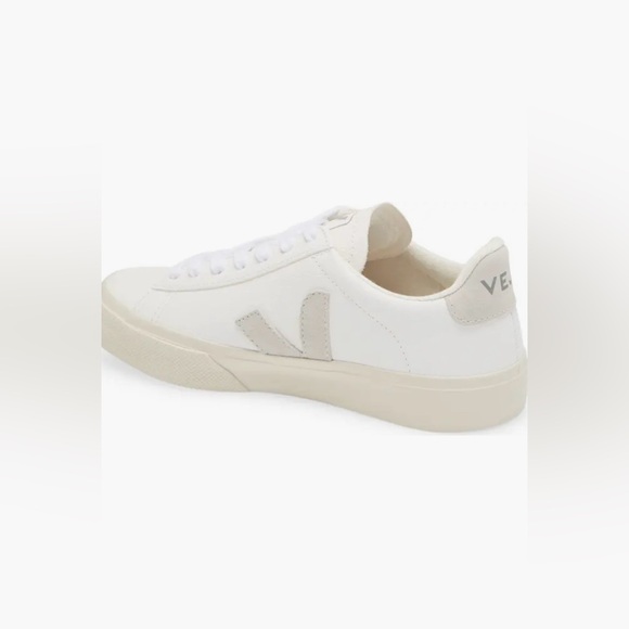 Veja Campo Leather Sneakers Size 39/ US 8 in White Natural Suede - Picture 3 of 11